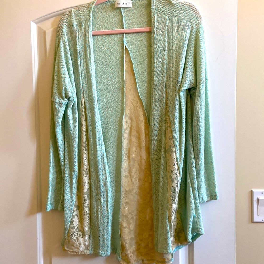 NWOT Beautiful light green open cardigan in size M